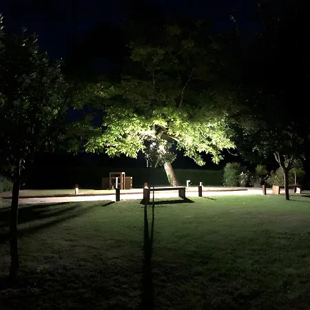 לינה וארוחת בוקר La Tabatiere