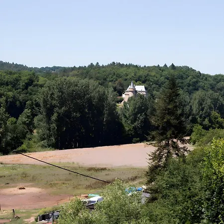 La Tabatiere לינה וארוחת בוקר 3*