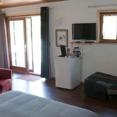 La Tabatiere לינה וארוחת בוקר