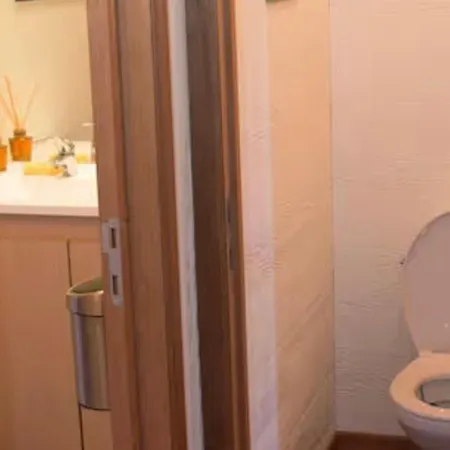 לינה וארוחת בוקר La Tabatiere 3*